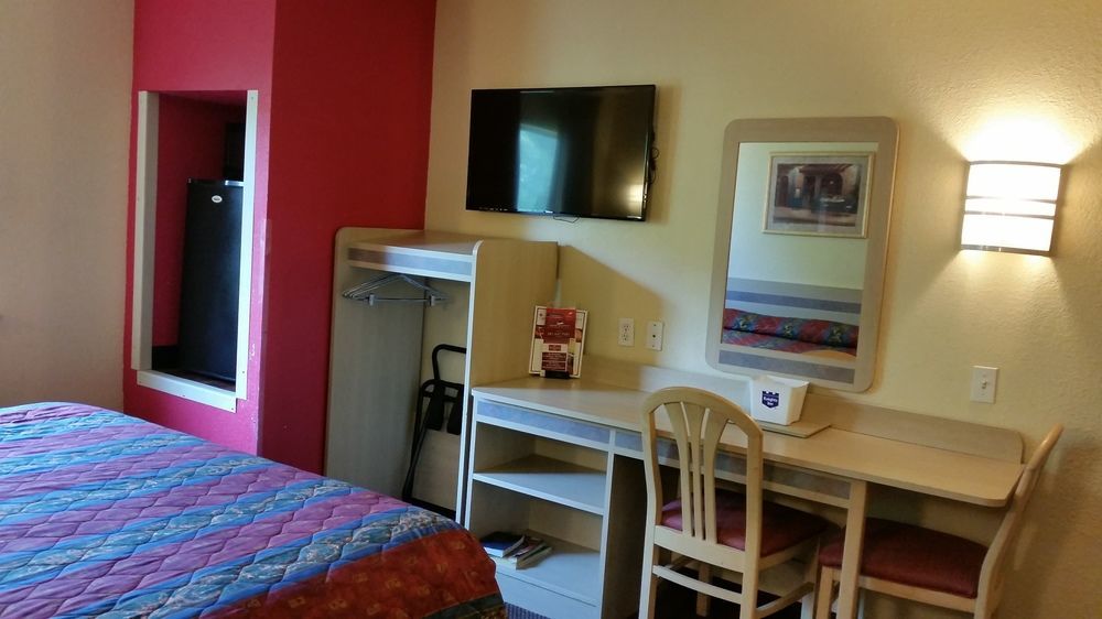 Motel 6 Humble, Tx - Houston International Airport Esterno foto